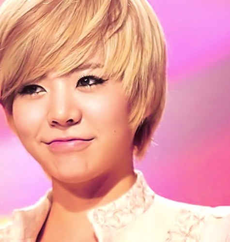 sunny_sone3's profile picture. Hey , im male aged 17 and i am a huge fan of girls generation , SUNNY 3