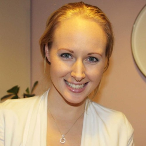 speakertostage's profile picture. We connect event hosts with travelling public speakers.