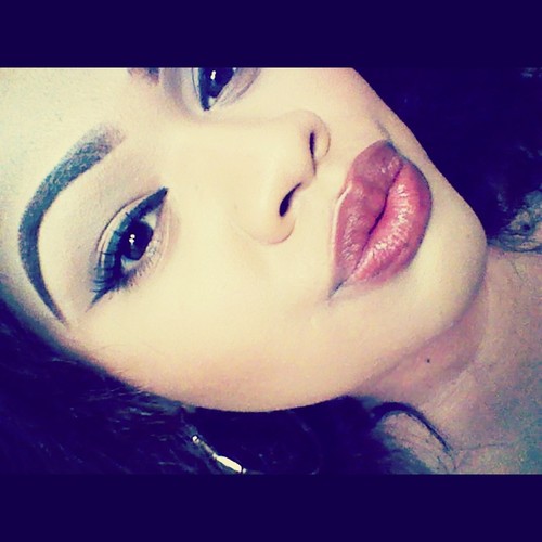 LOOkBACkATiiT's profile picture. You Dnt Kno My Life Soo Fuck You !!