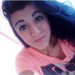 :) Coé . vim aki pra dizer q amo muito essa negrinha aki, ea amizade é mais q tudo, juntas ate depois do fim minha lindaaaaa . AMOOOOO D+