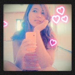 Não sou a garota mais certinha &&' nem a totalmente descontrolada. Não busco ser perfeita , mas sim ser eu mesma , não finjo ser quem não sou!!!3
