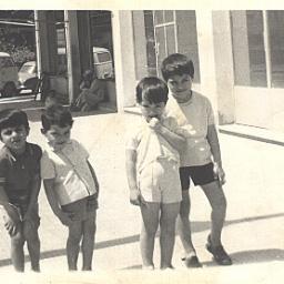 mezianedriss1's profile picture. les enfants  de la rue d'espagne connue aussi comme rue doumer photo prise en 1971 a cote de la patisserie le kairaouane