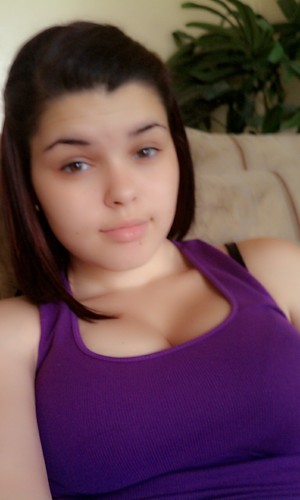 #Keeps It Real :) Creek Side #Single #Beautiful#Follow I'll Follow Back ! If Your Real It Will Show Boo ^__*