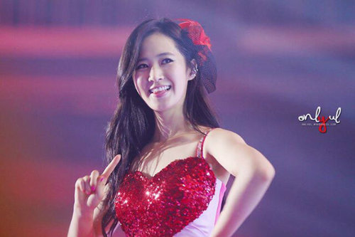 Girls' Generation sexy black pearl Kwon Yuri imnida [6/9 Genies] || 89 line || Eonnie ku tersayang @JSY_GG89 || hastag? Fav!