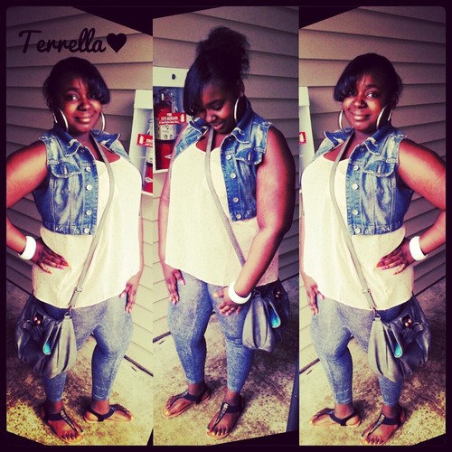 imm a badd bitxhh i dontt havee fuckinn friendss