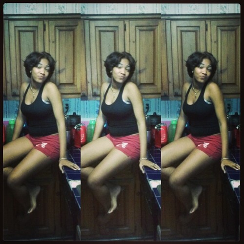 , my pretty one @xxitsher_hustle :) & my ig : lifewithshauna ♡ | every pretty girrl has something distinct about her