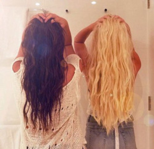 Best cousins • we are bitches • live while you're young • Get wasted • ✌