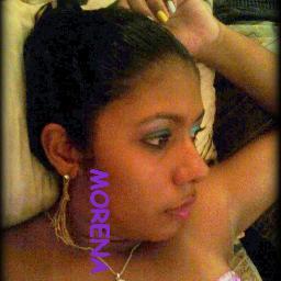 Alegre + dramatica + desligada + amoroza + sex + apaixonada + indecisa + e algumas outras coizinhas tudo isso é  = EU de um jeito bem diferente =)