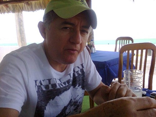 “Un caballero debe avergonzarse si sus palabras son mejores que sus actos” Confucio.