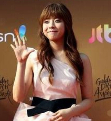 [♥Started 4/06/2012] 1 year with Juniel_SM ขอบคุณที่อยู่ด้วยกันมาตลอดค่ะ\\ อ่านประวัติจูนก่อนนะค่ะ 55 http://t.co/MFkFr3hcbb