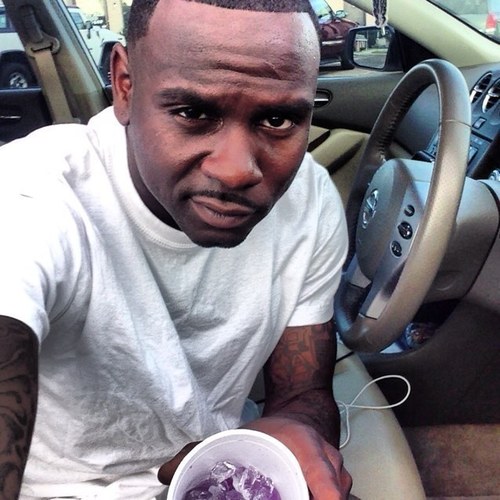 Cain music mafia ..Hoes unfaithful niggas ain't loyal -ken I feel like you stand under me if you don't understand me... Ps I am not a dealer I'm a user ya digg
