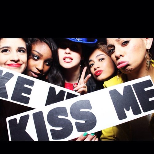 New account, made to support Fifth Harmony. name inspired by Camila's old account(: