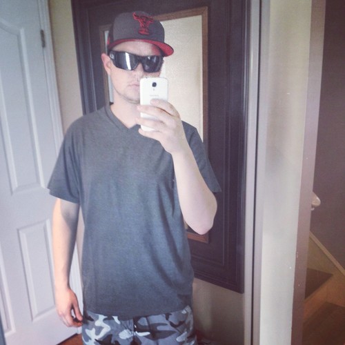 ShaneJ9211's profile picture. Aint Worried Bout Nuttin!@#K-T●WN