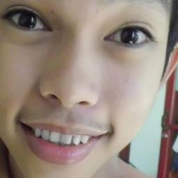 )+ i'm 17 +(  // im good at people who is good to be true //  follow me and I follow u back     always wear a SMILE  (: .....