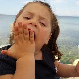 nuriyeakgun's profile picture. 