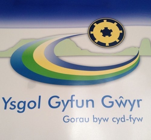 Dilynwch am y wybodaeth ddiweddaraf wrth adran y Gymraeg Ysgol Gyfun Gŵyr