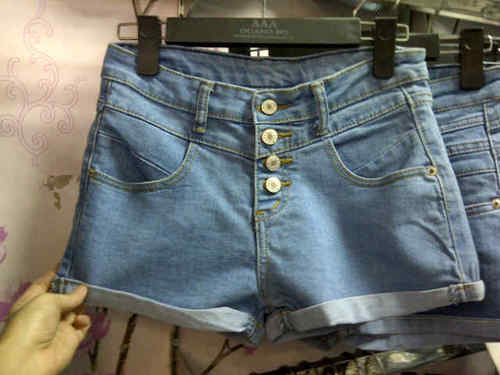 Online shop termurah dengan harga terjangkau dan kualitas yang bagus :) For Serious Buyer Only! SMS/PIN? Mention aja :)