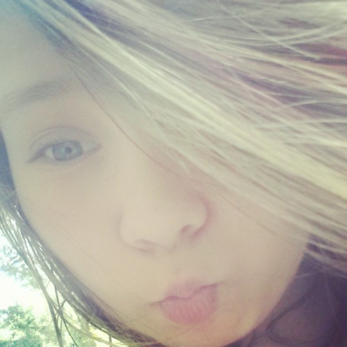 hailey_miller12's profile picture. Hey... I'm 13 from America and sooo...yeh xxx^-^ byee*