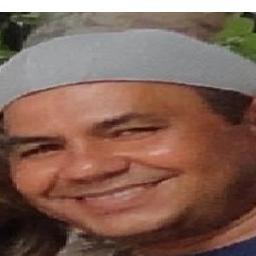 Sou para cada pessoa aquilo que ela acha que eu sou, mas o que para mim importa é o que eu estou a procura de ser e isso eu ainda não sou.