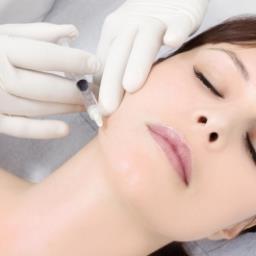 Provider of wrinkle relaxing treatments, dermal fillers, dermaroller laser hair removal, skin rejuvenation and skin peels.