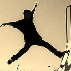 I was born in Málaga (Spain) in 1991. Skateboarder since 2002. World is my playground. Try Hard & Skate Free.