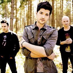 xScriptette's profile picture. I'm totally obsessed with @thescript. They're AWESOMEEE.