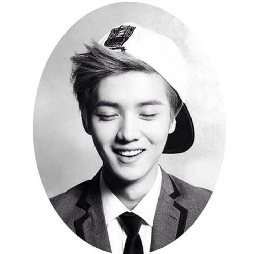 Go follow @DRLUHANTH