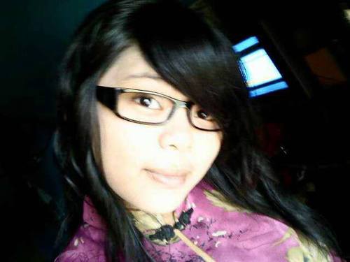 im simple girlz.. selambee jeee :D