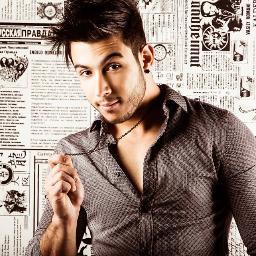 Cantor, Compositor e Instrumentista.☺ - Veja as qualidades e as elogie; os defeitos logo desaparecerão.