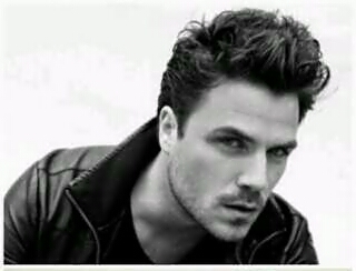 FDaniMartin's profile picture. todo lo que viene va...//fans de dani martin y el canto del loco!! (un sueño:que vuelva el grupo Ecdl)