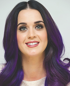 No necesito que un grupo de personas me acepte, necesito aceptarme yo misma  |Larry 3| Directioner | JonasFan| Demetria| Justin |