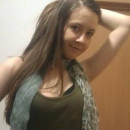 Dancer, loves chocolate and doesn`t give sh*t what other people think :*