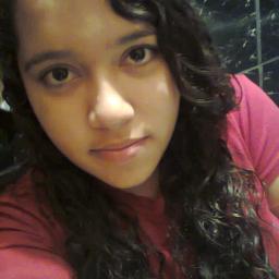 Apenas uma menina sonhadora    (: