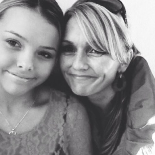 Two Girls Supporting @Sophieharrison4 -- she's amazing ♥
