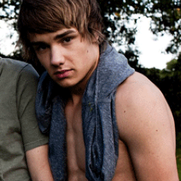 NIALL NO SE COMIÓ MI BIO PORQUE LO TENGO A DIETA.