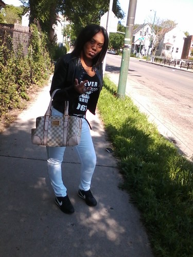 fuck a Bio I'm thick ass Miesha From murderTown Lowcity Long live the king Low 67 fuck EveryBody eles