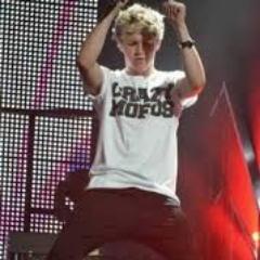 Vampire maniac | Somerholic | Dobrevic | Directioner | Niall Feellings. 0/5. You are strong. Believe in yourself.