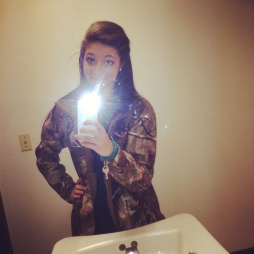 #TeamSingle #TeamRealtree #CountryGirl #BarrelRacer