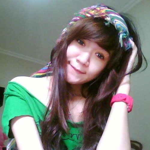 nadoyyyy's profile picture. mau tau aja apa mau tau banget? :p