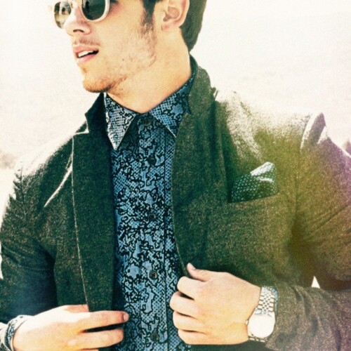 LondonFoolishly's profile picture. We don't have time to waste,
Tell me that you'll STAY....