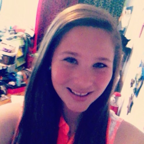 Dance and soccer is my life!! Follow me, I will follow back.