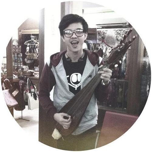 Keep support @ilhamfauzie dalam keadaan apapun, suka maupun duka :) follow dan enjoy sama fanbase ini :)