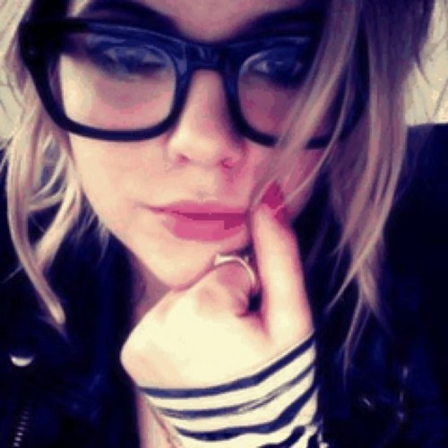 Kinda obsessed with pretty little liars.