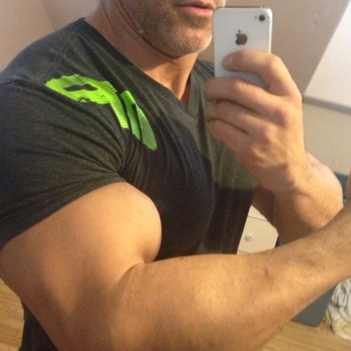 buildmuscle40's profile picture. Build Muscle After 40 #longevity #bodybuilding #hormones #supplements