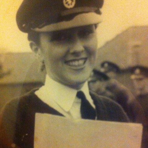 Mother, ex army, ufc fanatic