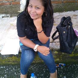 alegre, cariñosa, y divertida :)