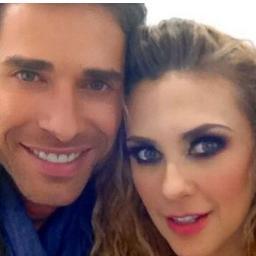 soy una mujer casada con dos hijos y los amos mucho muash los kieros