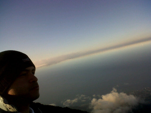 jfloresq's profile picture. Si me pides hablar de mis riquezas te hablaré de mi familia...