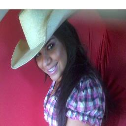 A sua consciência tem um peso maior do que a opinião de qualquer pessoa. 
 De o primeiro passo sem se importar com o tamanho do caminho! ;D