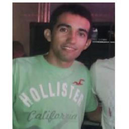 santista,solteiro,seguindo a Deus e amante do esporte.. A pessoa melhor do mundo ! hehehee